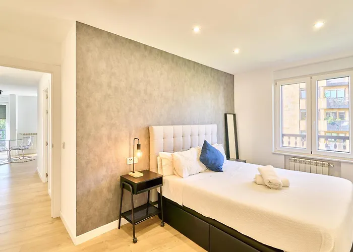 酒店 Alojamiento Plaza La Fuente Centro *